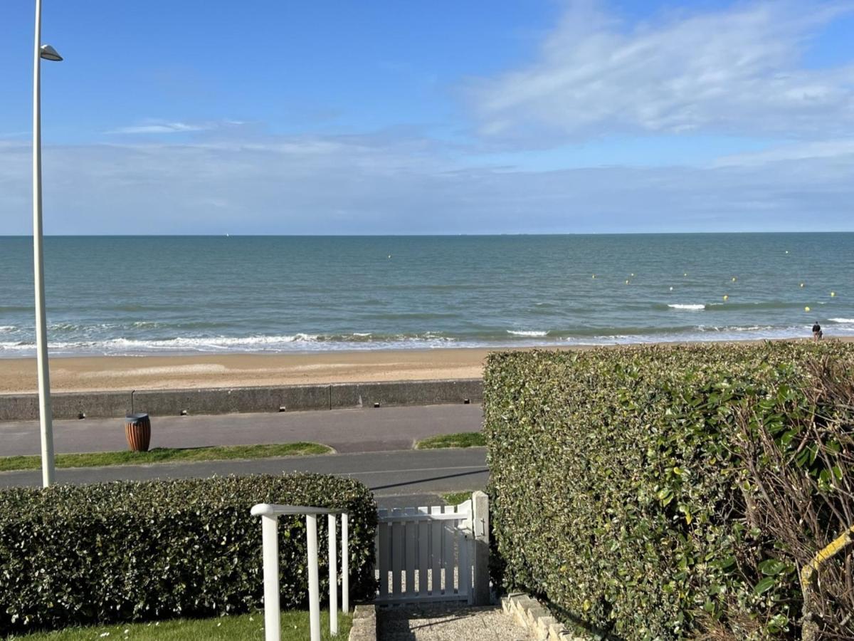 Cabourg : Duplex Renove 2 Pieces, Acces Direct Plage, Fibre, Parking, Cuisine Equipee, 4 Pers. - Fr-1-487-351 Exterior foto